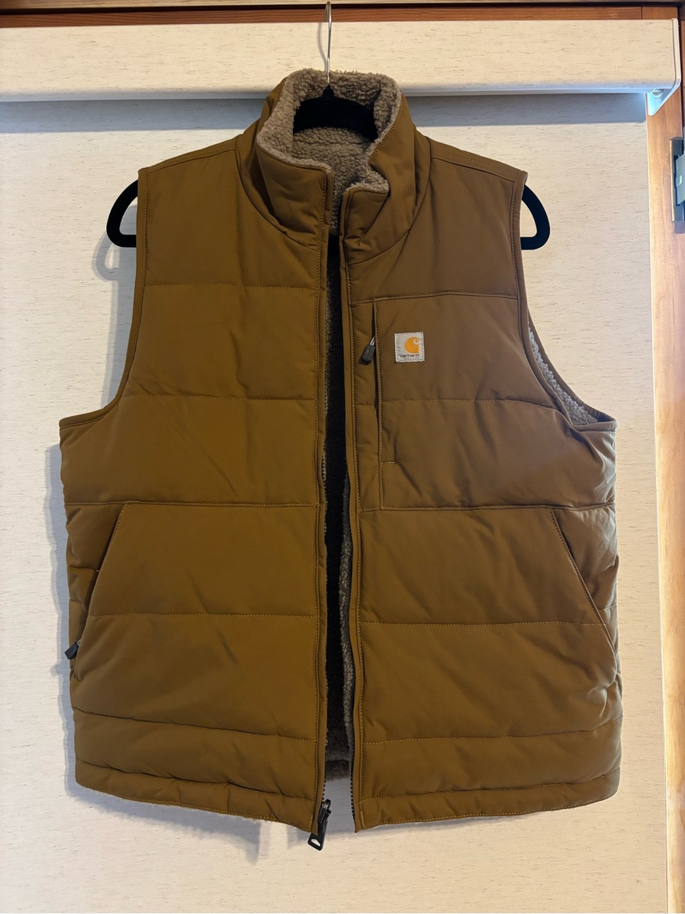 Carhartt Men's Insulated Sherpa-Lined Vest in Brown